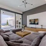 Luxury 