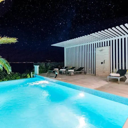 Luxury 
