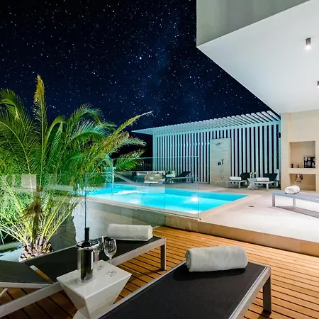 Luxury 